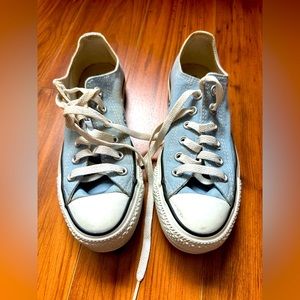 Converse low tops- light blue- women’s size 6.5